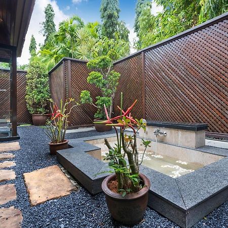 Nai Harn Baan-Bua Villas Екстер'єр фото